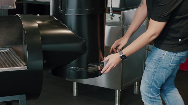 BBQ-Technik am Beelonia Smoker für Spareribs
